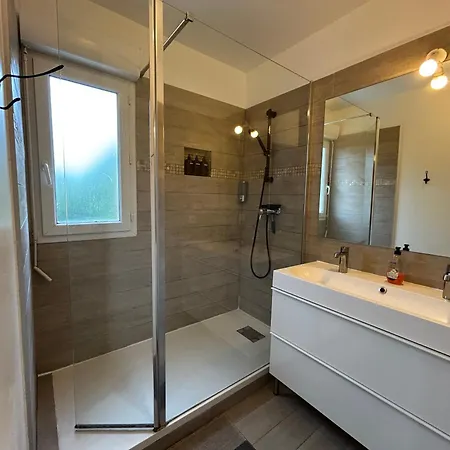 Maison Spacieuse Et Paisible 135 M De Confort Holiday home *